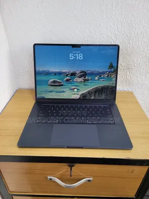 Laptop Apple MacBook Air 2022 M2 24GB Apple M2 SSD 1T