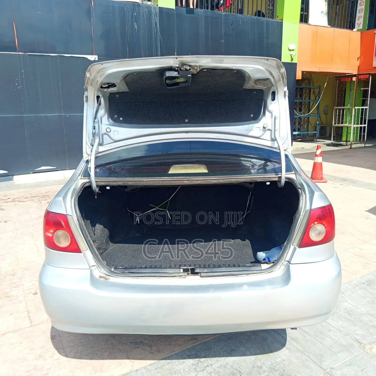 Toyota Corolla 2005 Silver