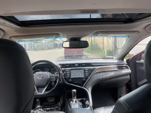 Toyota Camry 2018