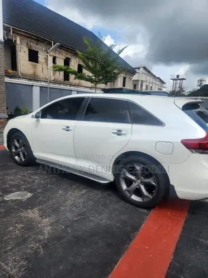 Toyota Venza Limited AWD V6 2013 White