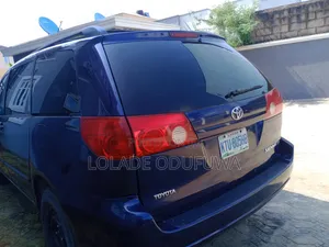 Toyota Sienna LE AWD 2006 Blue