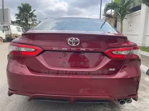 Toyota Camry 2018