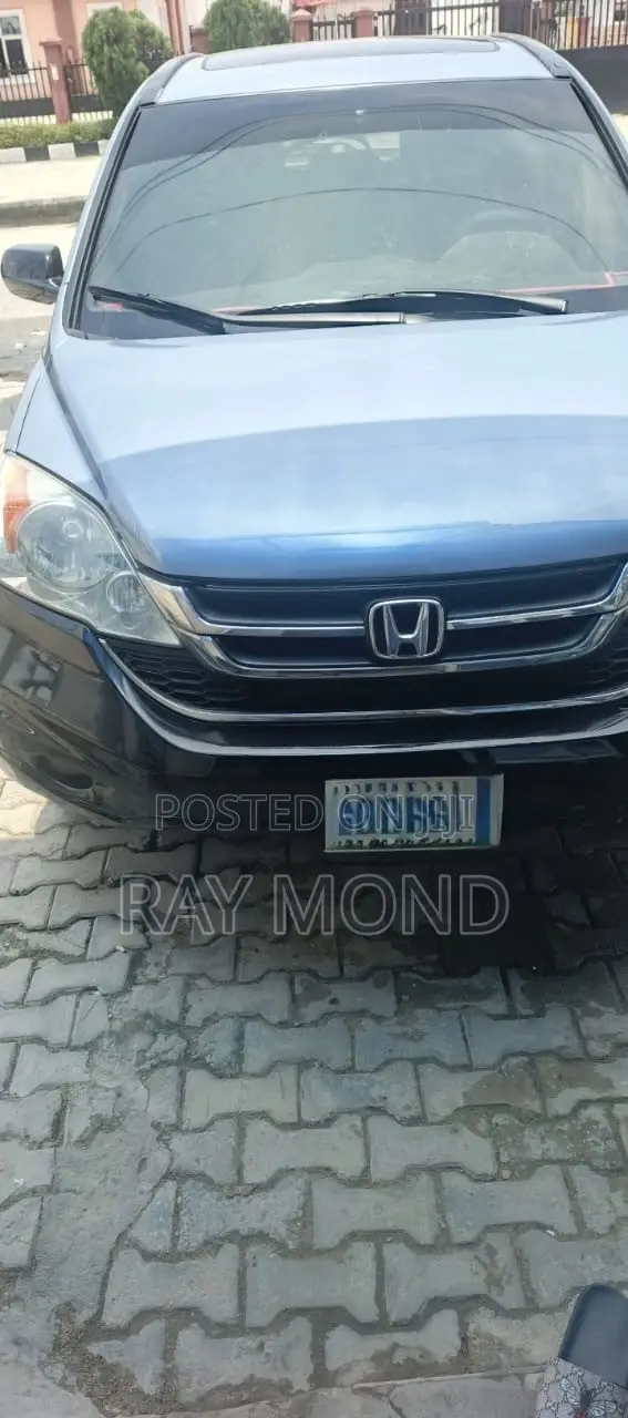 Honda CR-V 2010 Blue