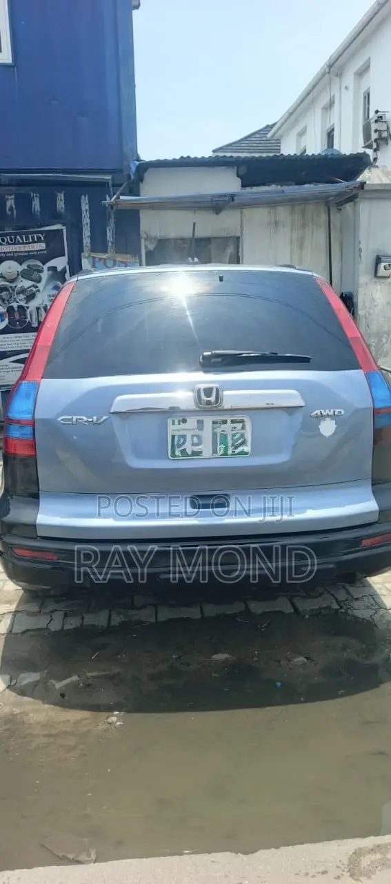 Honda CR-V 2010 Blue