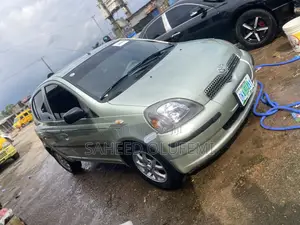 Toyota Yaris 2005 Green