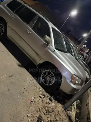 Toyota Highlander 2005 Silver