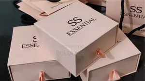 Boxes, Gift Boxes.