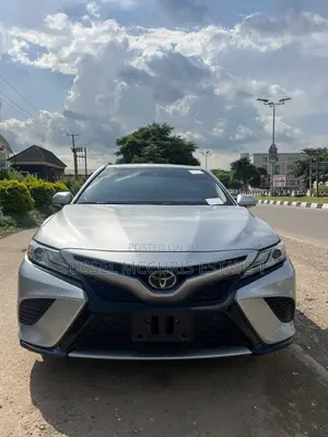 Toyota Camry XSE FWD (2.5L 4cyl 8AM) 2018 Gray
