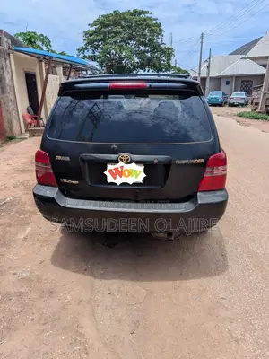 Toyota Highlander 2004 Black