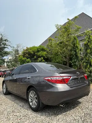 Toyota Camry 2017 Gray