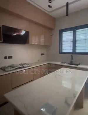 4bdrm Townhouse / Terrace in Omole Phase 2 for rent
