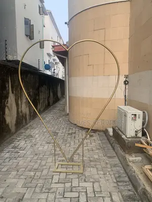 Love Arch Rental