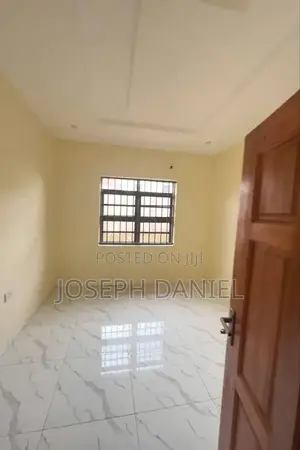 2bdrm Apartment in Ebute Metta for rent
