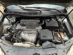 Toyota Camry 2015 Silver