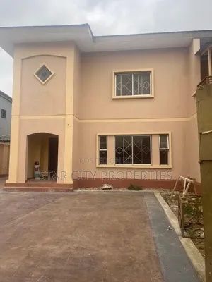 4bdrm House in Magodo Phase 2 for rent
