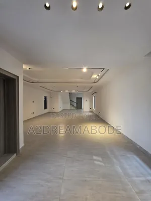 5bdrm Duplex in Lekki for sale
