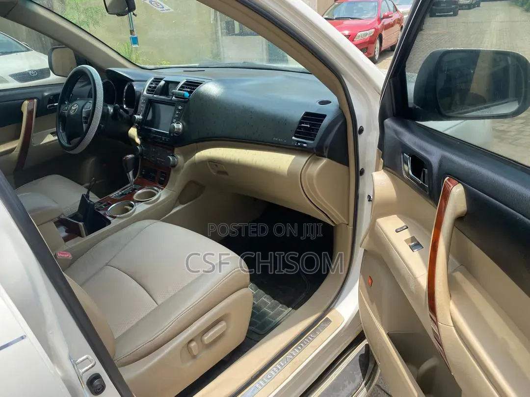 Toyota Highlander 2012 White