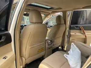 Toyota Highlander 2012 White