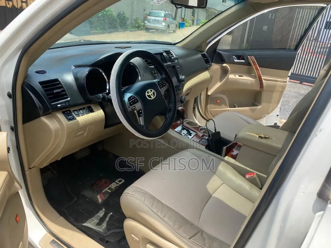 Toyota Highlander 2012 White