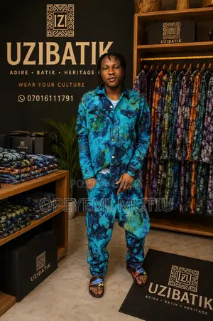 Uzibatik Art Apparrel