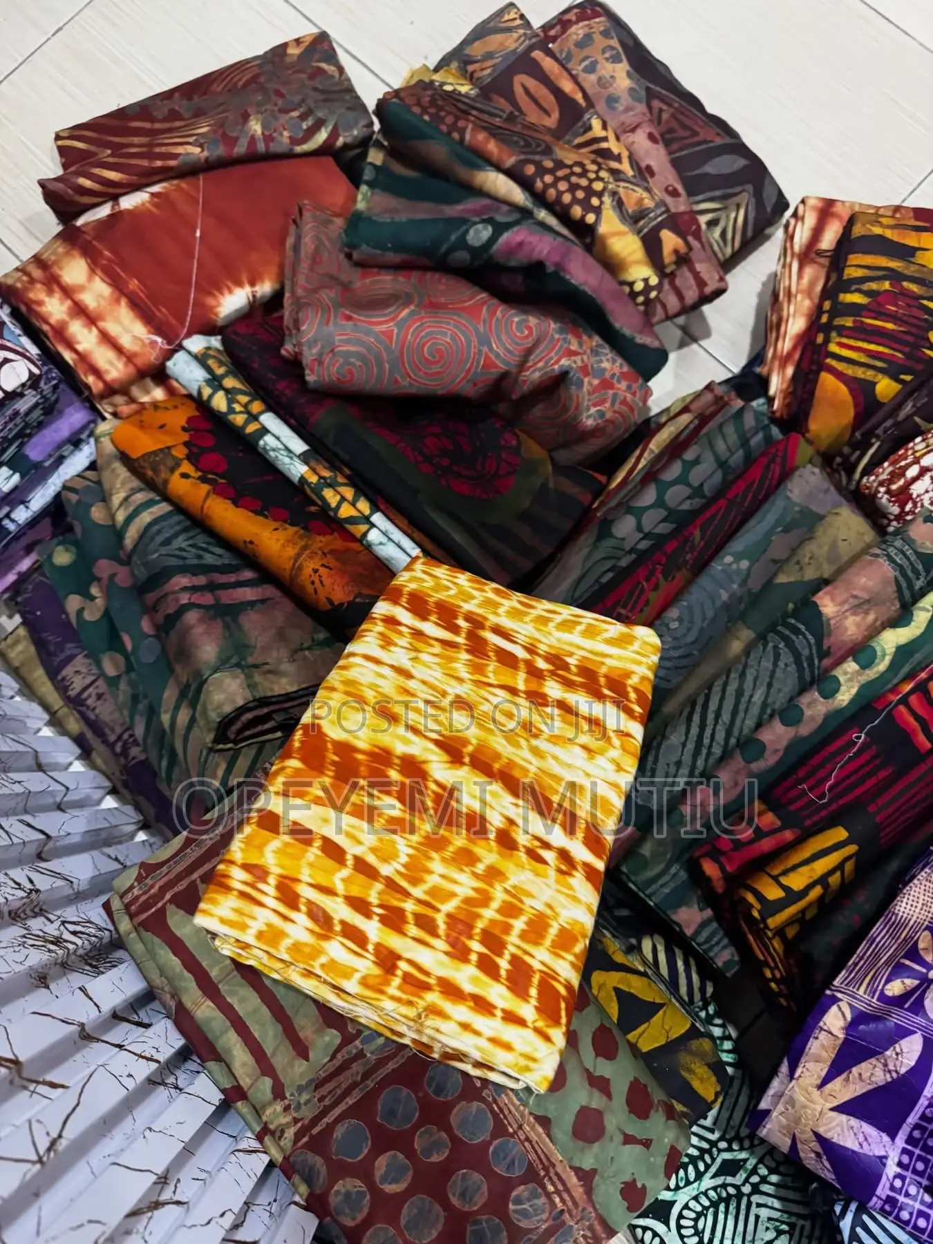 Uzibatik Art Apparrel