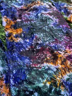 Uzibatik Art Apparrel