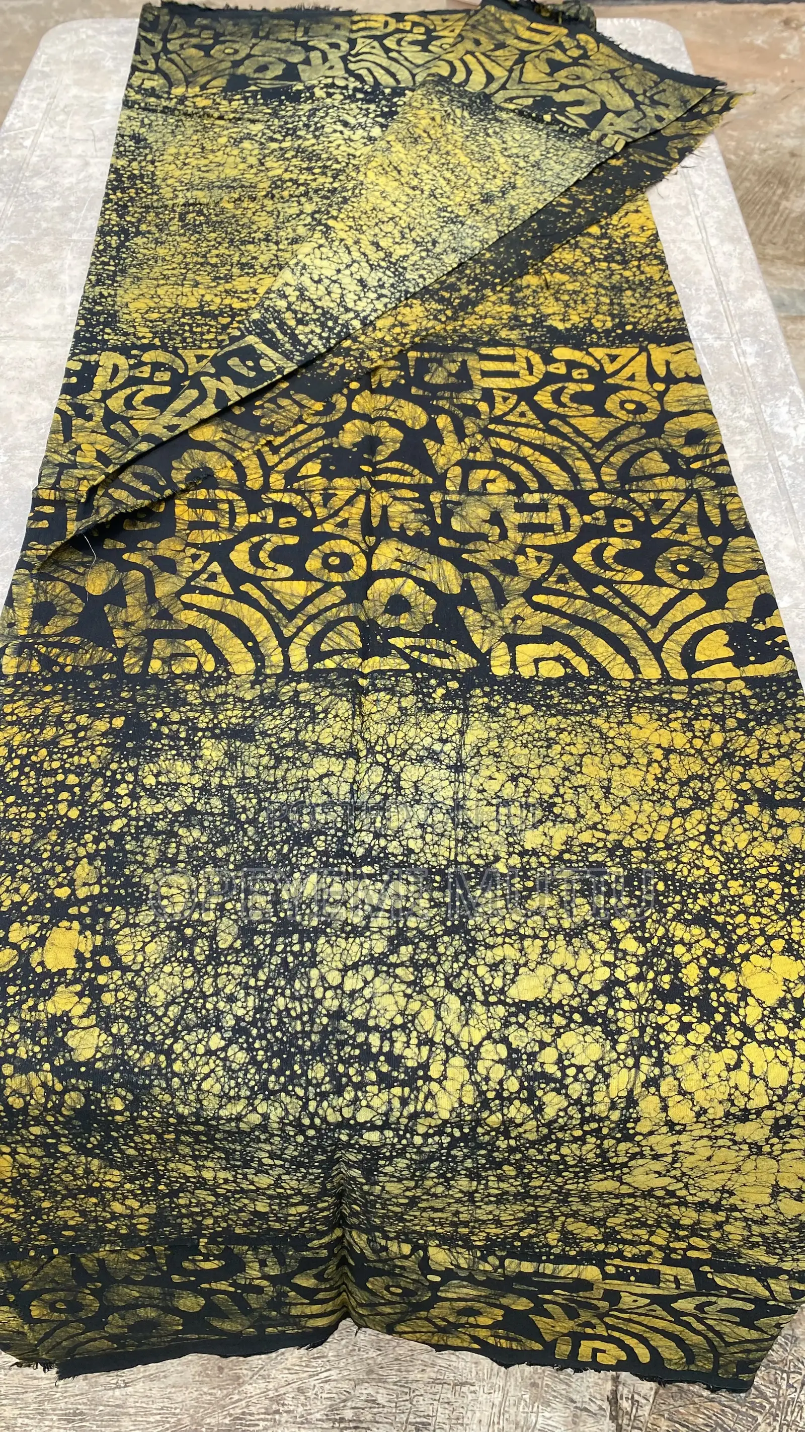 Uzibatik Art Apparrel