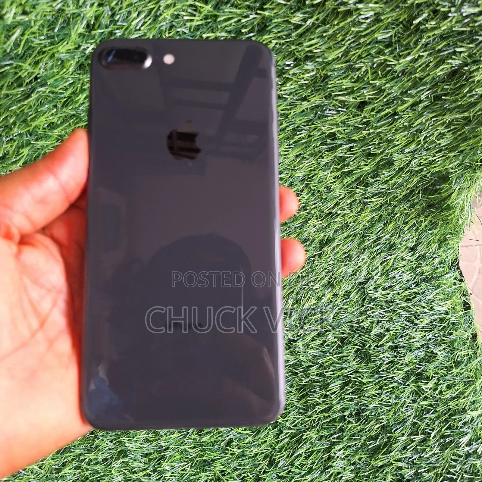 Apple iPhone 8 Plus 64 GB Black