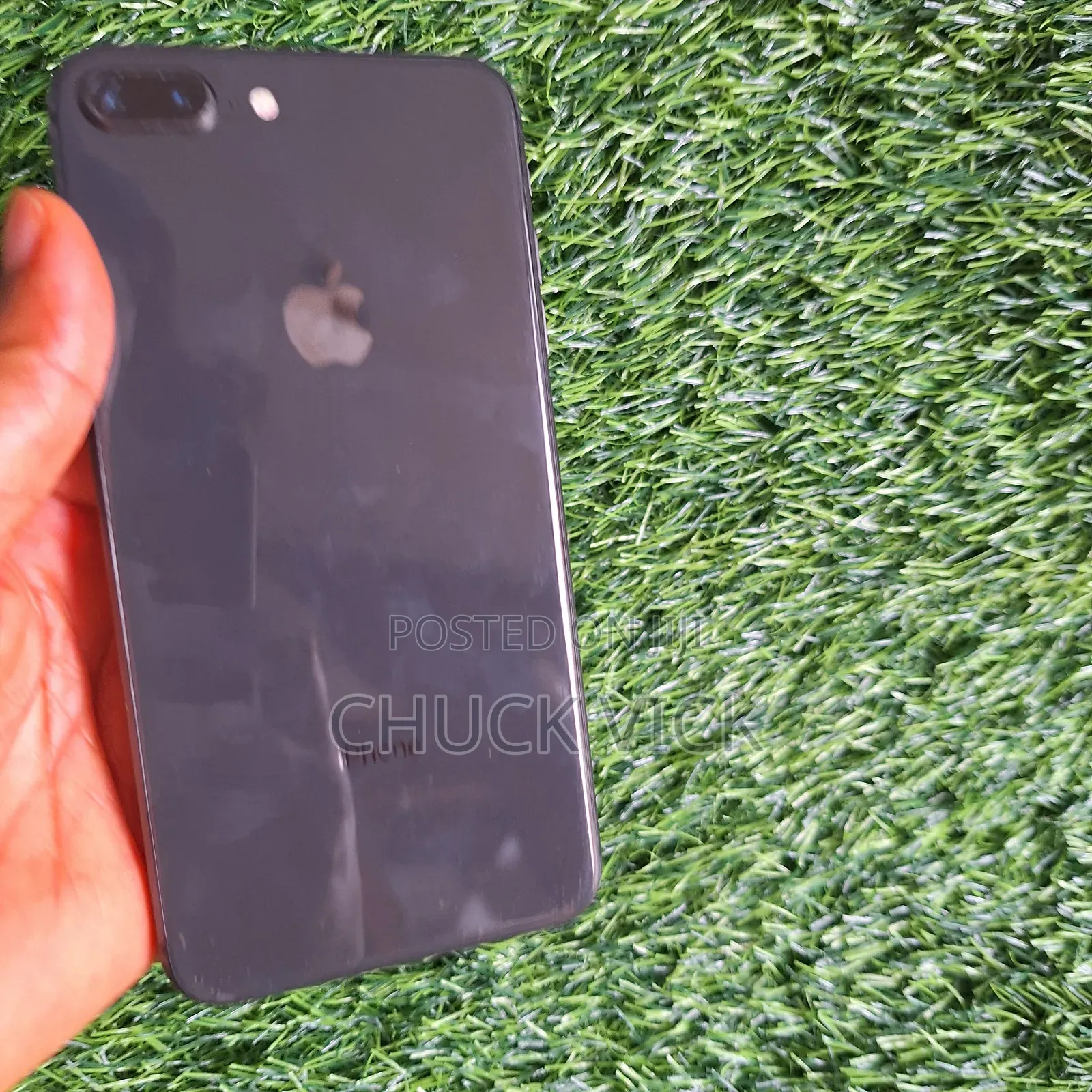 Apple iPhone 8 Plus 64 GB Black