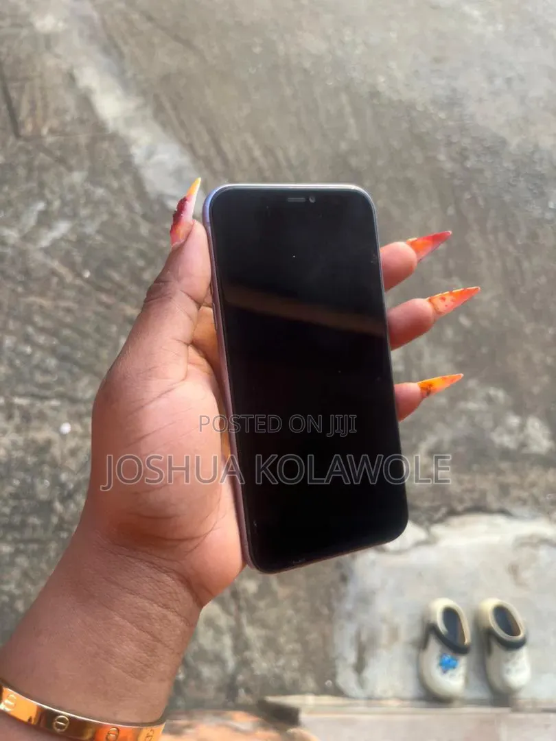 Apple iPhone 11 64 GB Purple