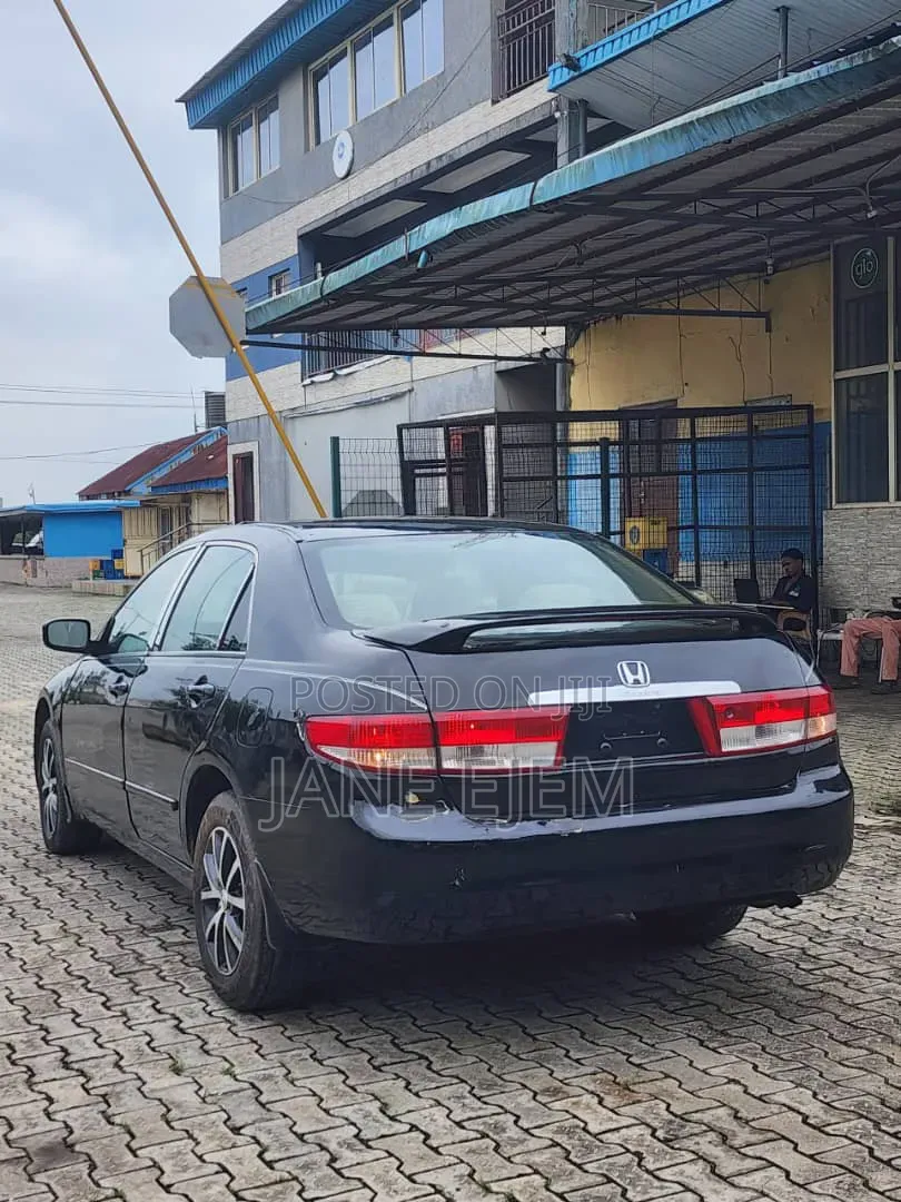 Honda Accord 2005 Black