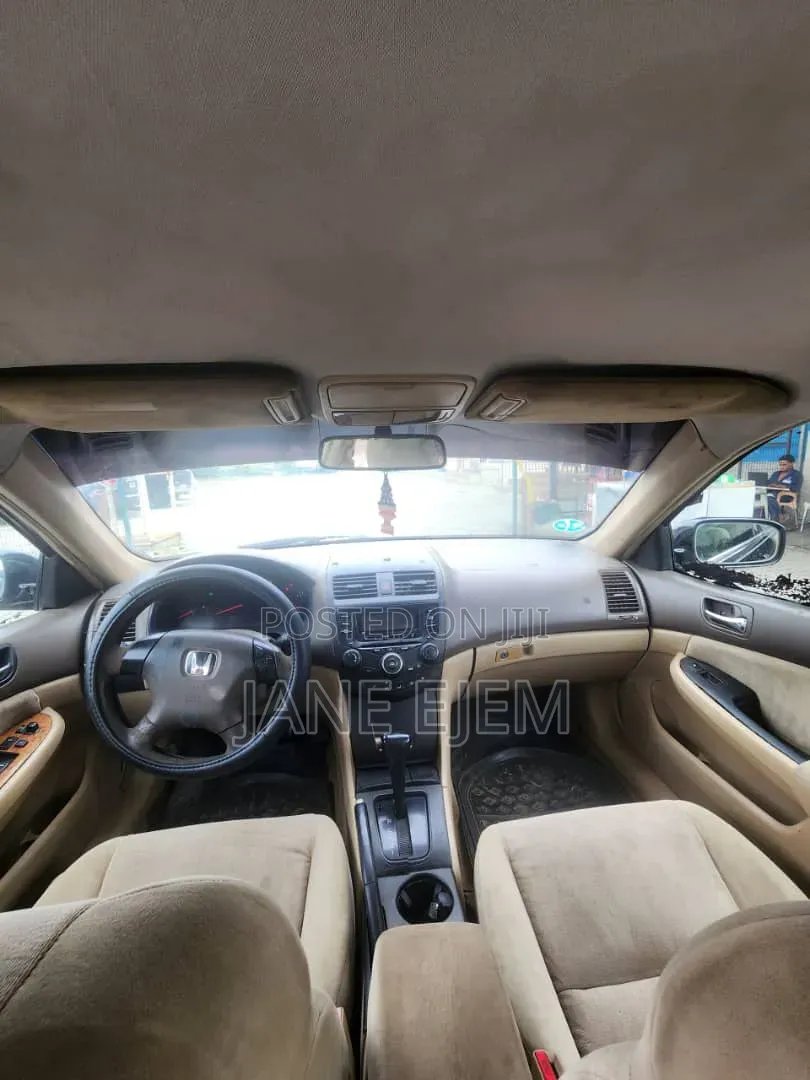 Honda Accord 2005 Black