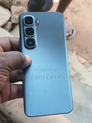 Infinix Hot 60 Pro+ 256 GB Black