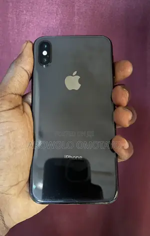 Apple iPhone X 64 GB Black