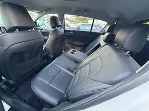 Kia Optima 2017 White