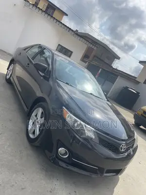 Toyota Camry SE Sport 4dr Sedan w/Prod. End 11/13 (2.5L 4cyl 6A) 2014