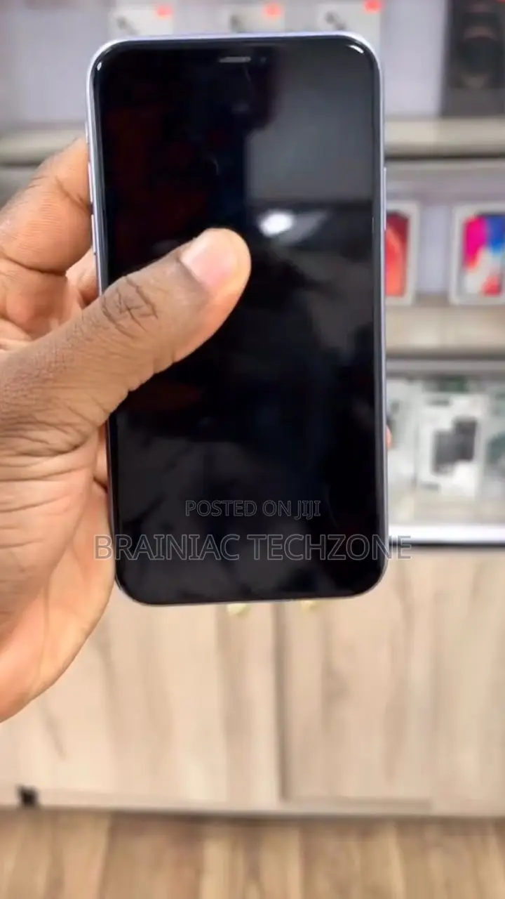 Apple iPhone 11 64 GB Purple