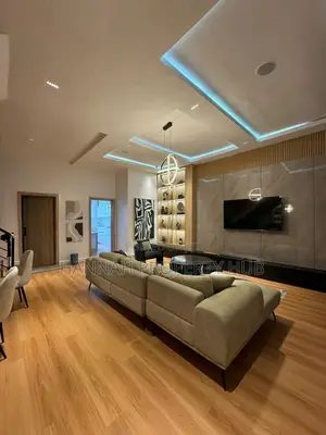 4 Bedroom Apartment With Internet Gym Swimming Pool Hot Tub