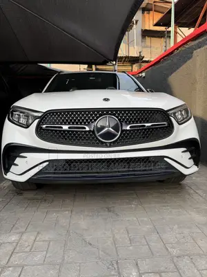 Mercedes-Benz GLC-Class GLC 300 2024 White