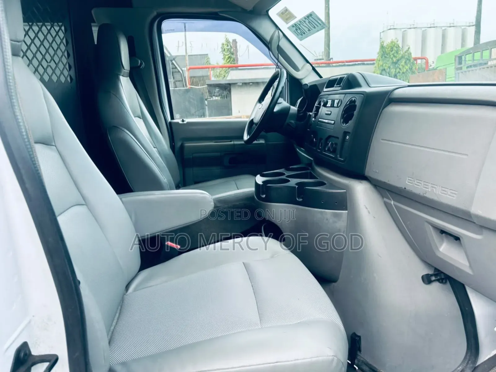 Ford E250 2014 White