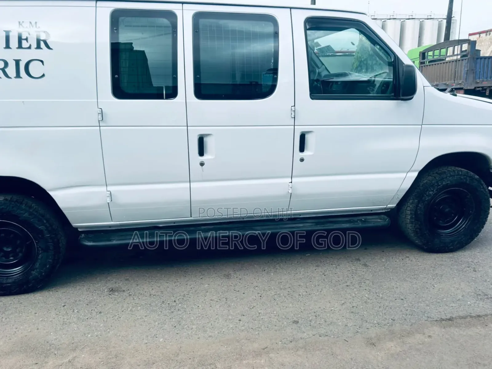 Ford E250 2014 White