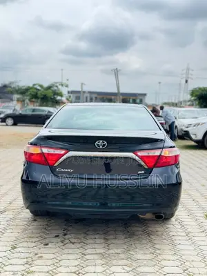 Toyota Camry 2016 Black