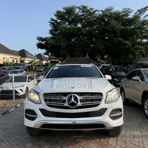 Mercedes-Benz GLE-Class 2016 White