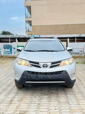 Toyota RAV4 2015 Silver