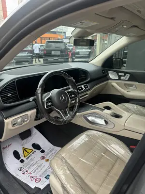 Mercedes-Benz GLE-Class 2020 Gold