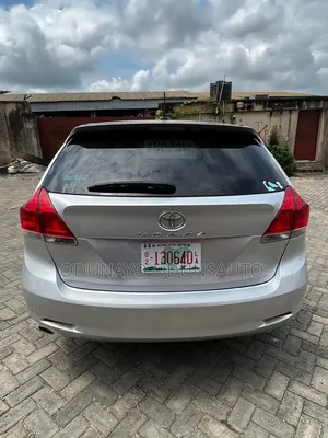 Toyota Venza Limited 2010 Gray