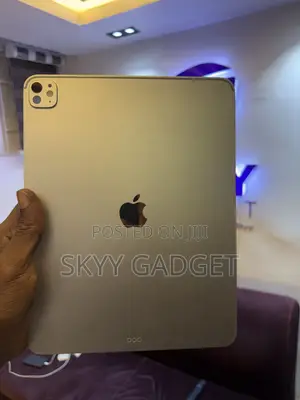 Apple iPad Pro 13 (2025) 256 GB Silver