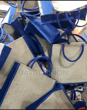 Medium Size Jute Bags Per Dozen
