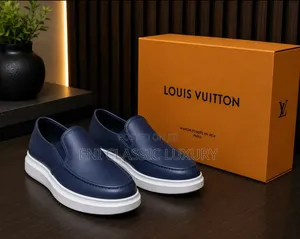 Top Notch Luxury Men's Sneaker Shoes Louis Vuitton Best Quality