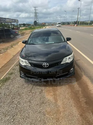 Toyota Camry LE 4dr Sedan (2.5L 4cyl 6A) 2013 Black